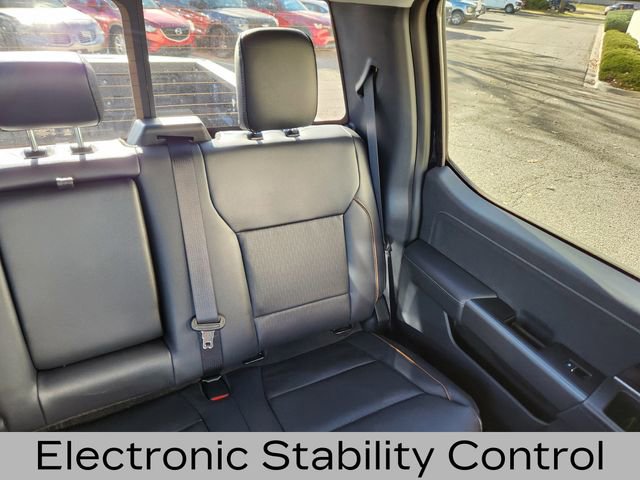 New 2026 Ford F250 Lariat w/ Black Appearance Package image 17