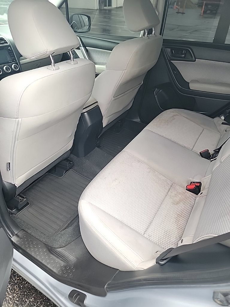 Used 2018 Subaru Forester 2.5i Premium w/ All-Weather Package AWD/4WD image 3