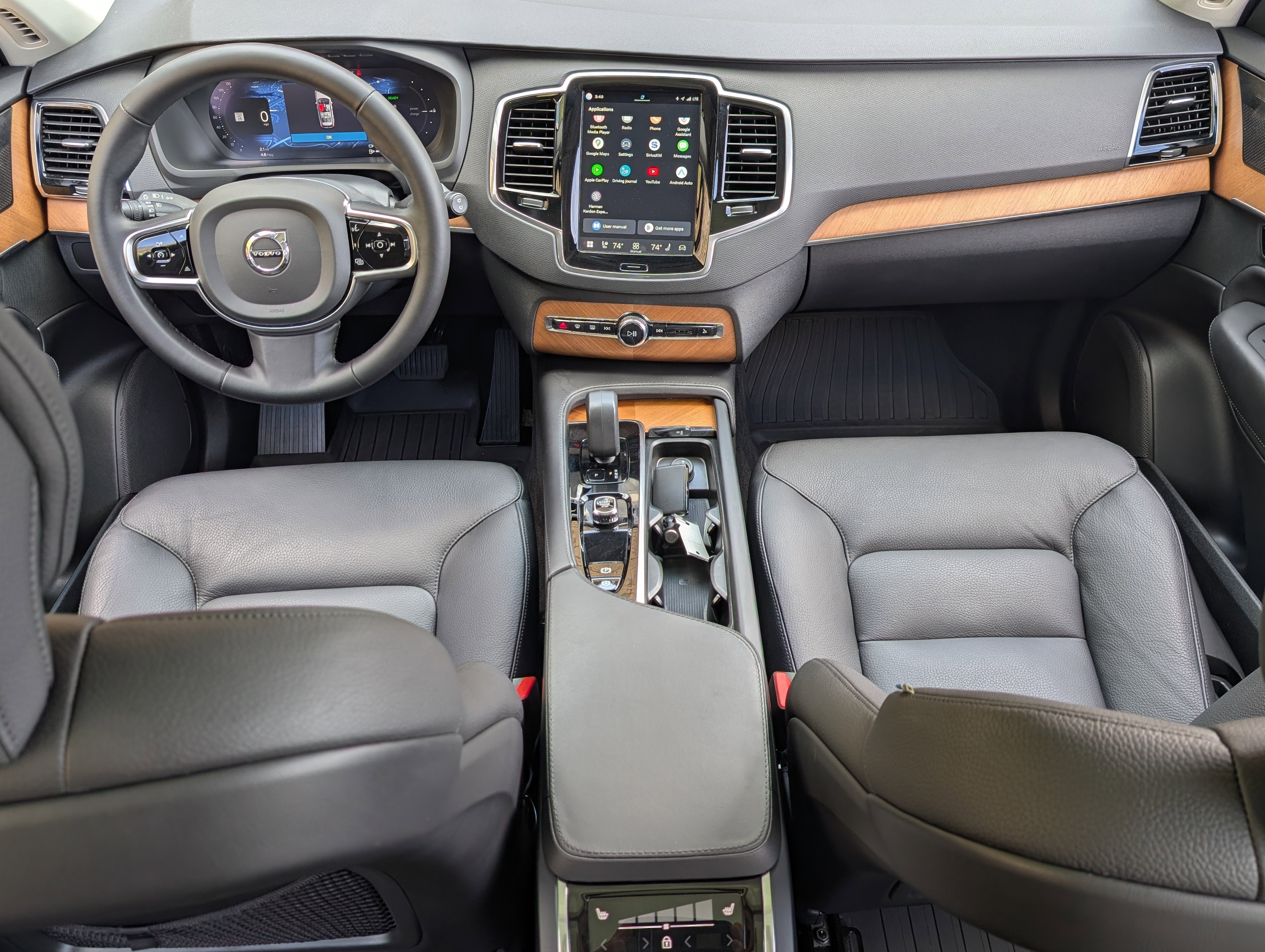 Used 2024 Volvo XC90 T8 Plus w/ Protection Package Premier AWD/4WD image 23