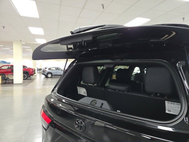 New 2026 Toyota Sequoia Platinum image 17
