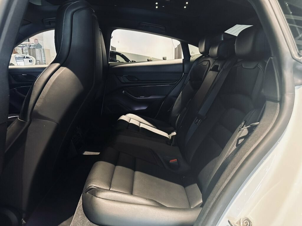 Used 2021 Porsche Taycan 4S AWD/4WD image 19