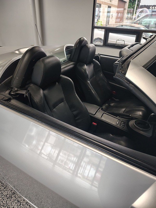 Used 2007 Nissan 350Z Touring RWD image 19