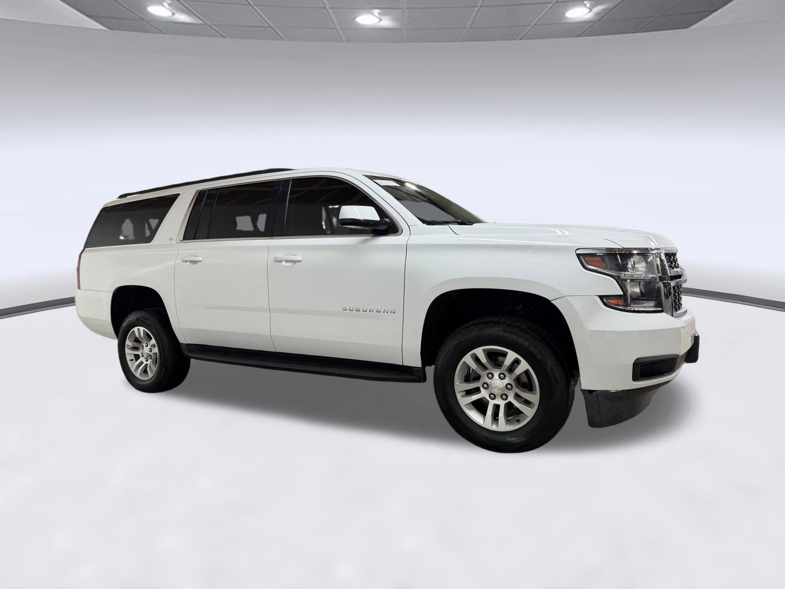 Used 2019 Chevrolet Suburban LT image 7
