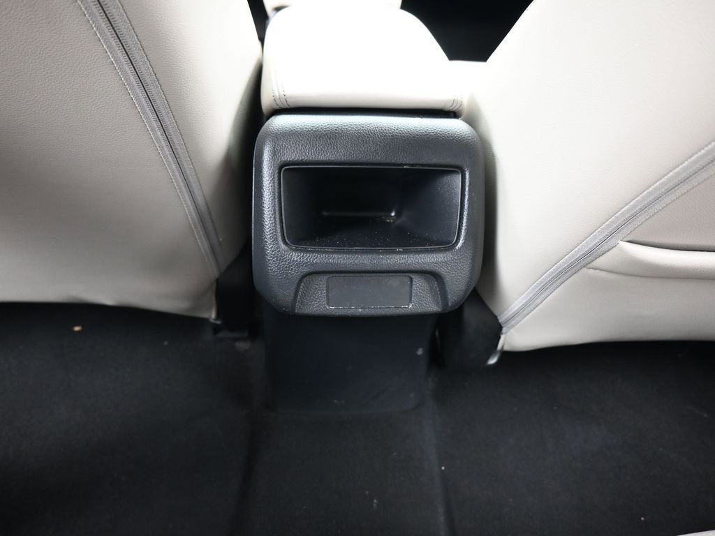 Used 2023 Honda HR-V EX-L image 41