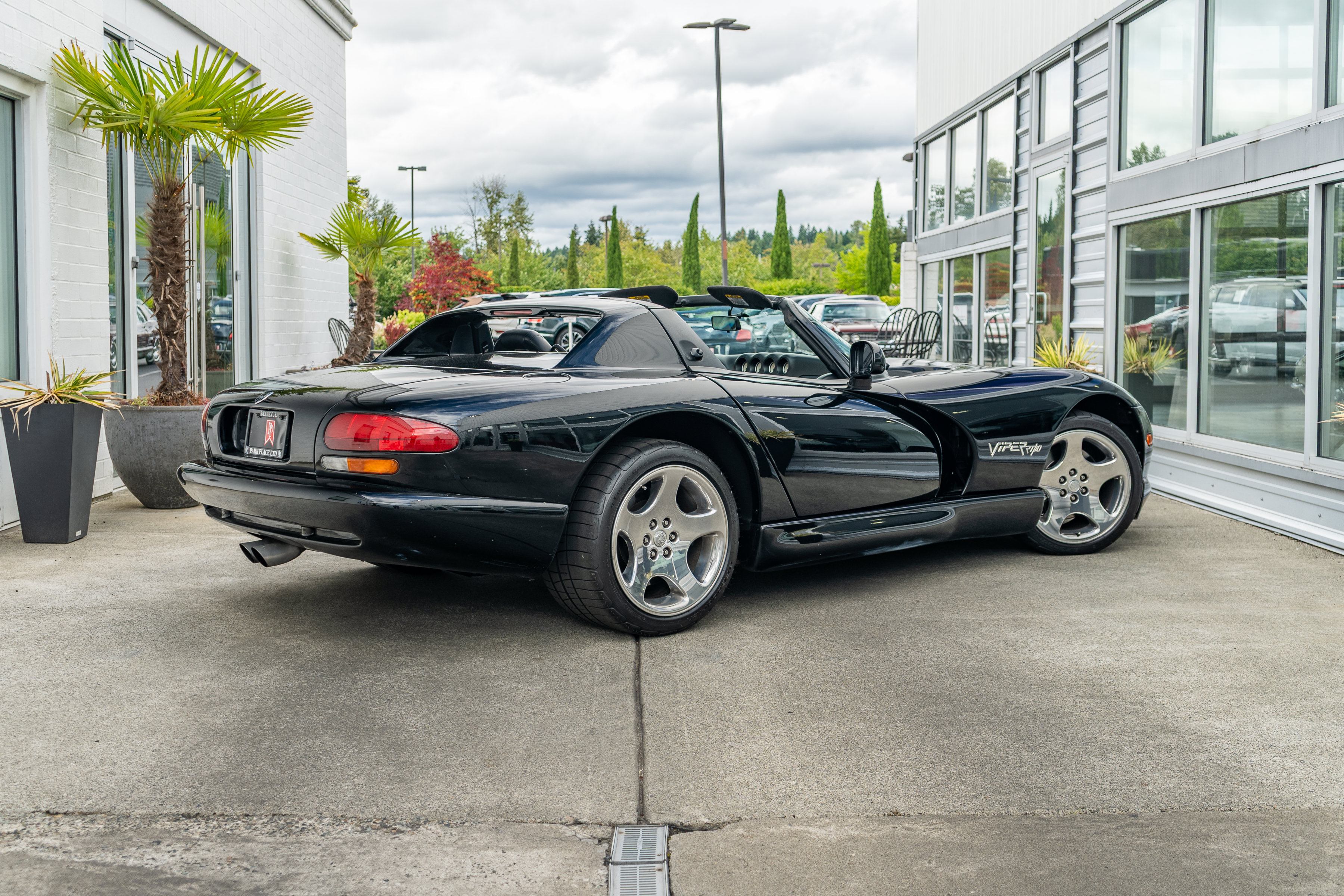 Used 2000 Dodge Viper RT/10 RWD image 7
