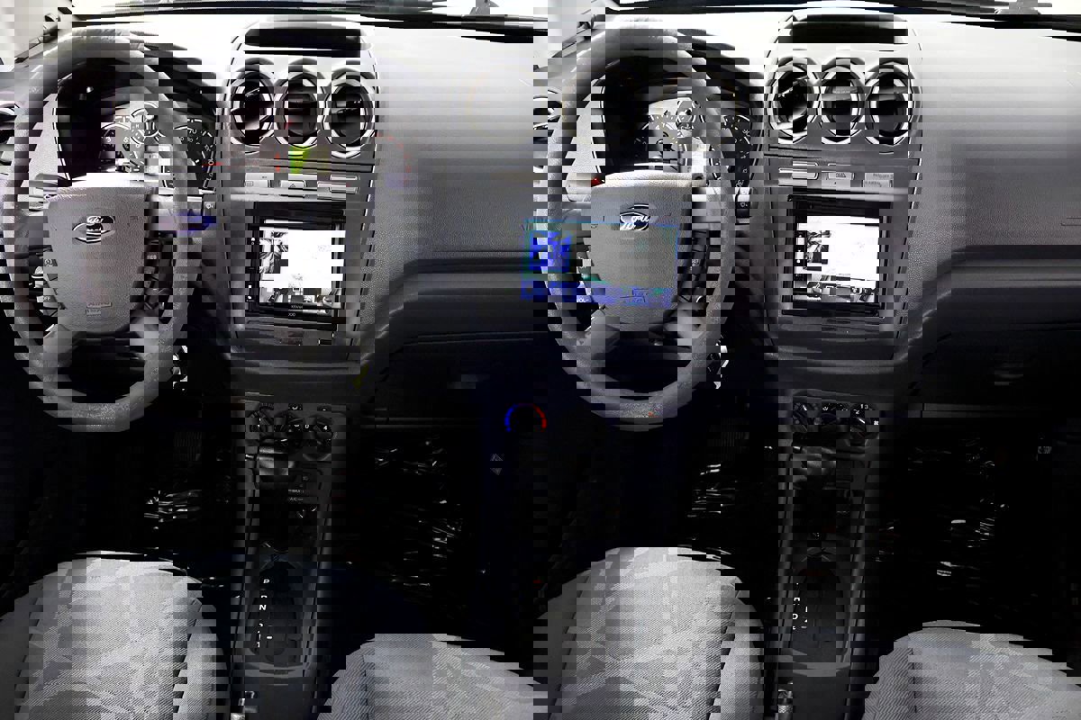 Used 2012 Ford Transit Connect XLT Premium image 19