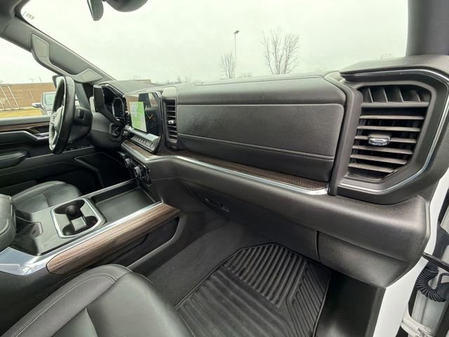 Certified 2025 Chevrolet Silverado 2500 LT w/ Z71 Chrome Sport Edition image 30