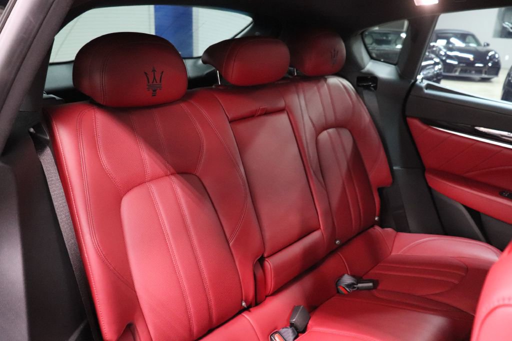 Used 2020 Maserati Levante GranSport image 20