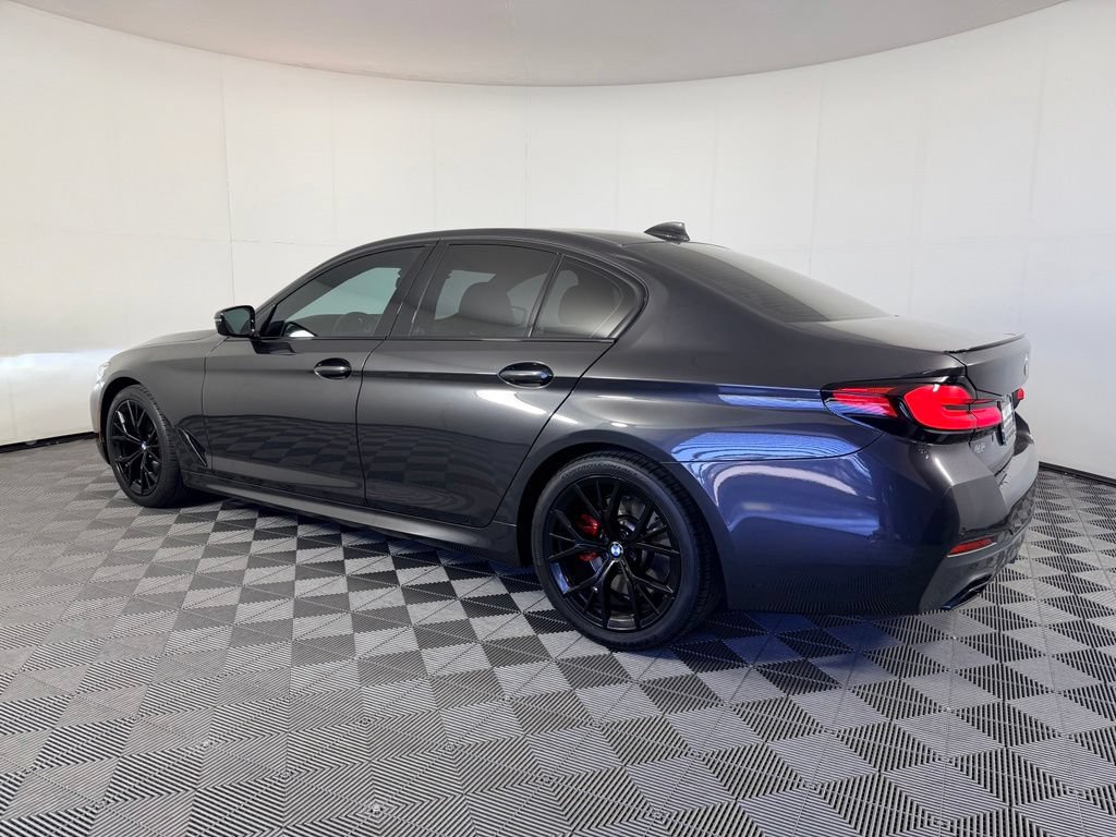 Used 2023 BMW 530i w/ M Sport Package RWD image 9