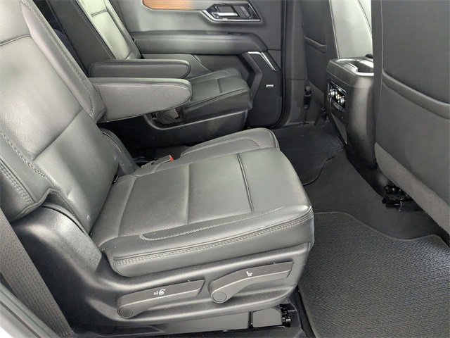 Certified 2025 GMC Yukon Denali image 33