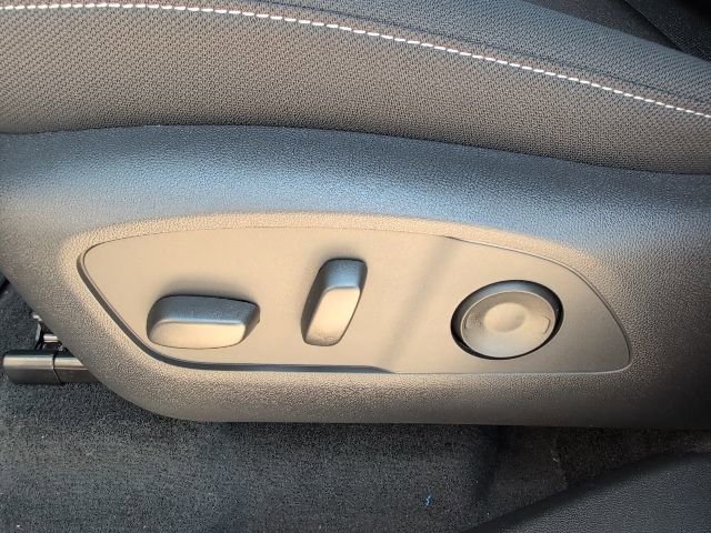 New 2026 Chevrolet Traverse LT w/ Driver Confidence Package image 17