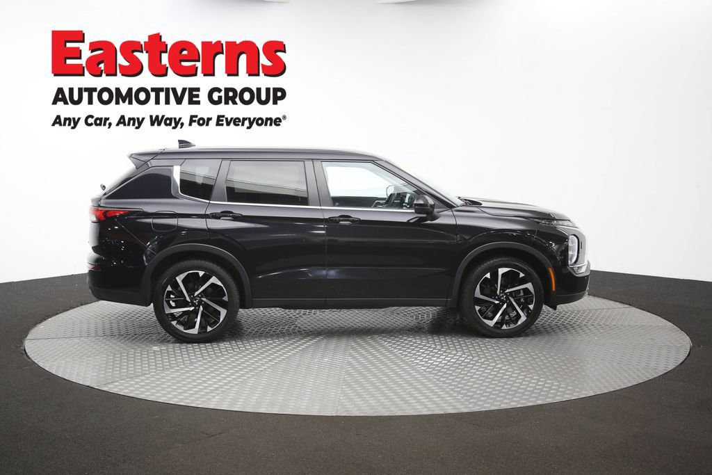 Used 2024 Mitsubishi Outlander SE AWD/4WD image 44