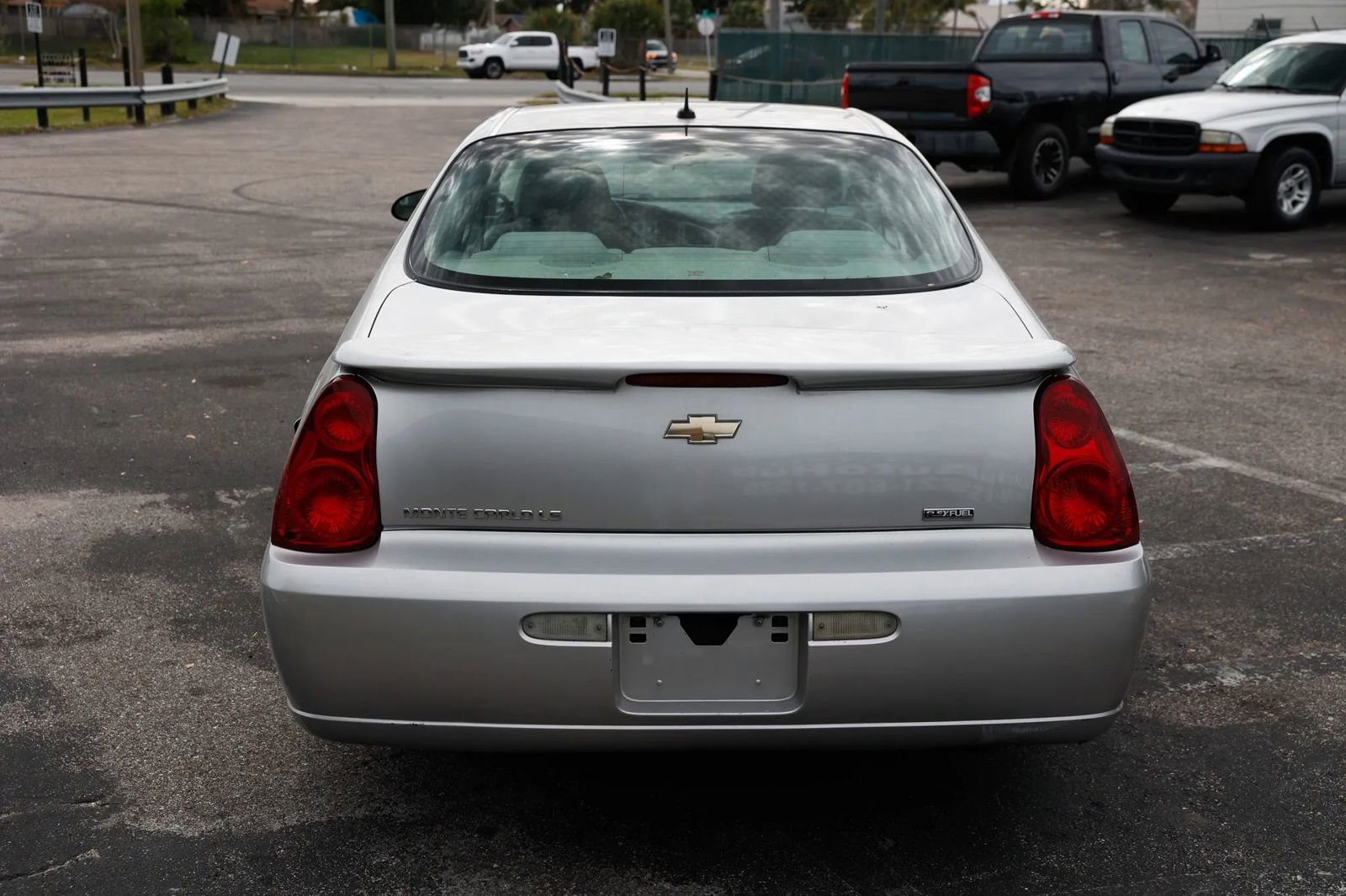 Used 2007 Chevrolet Monte Carlo LS image 5