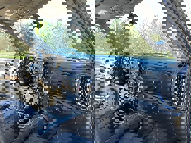 Used 2021 Chevrolet Silverado 1500 LT Trail Boss w/ Bed Protection Package image 29