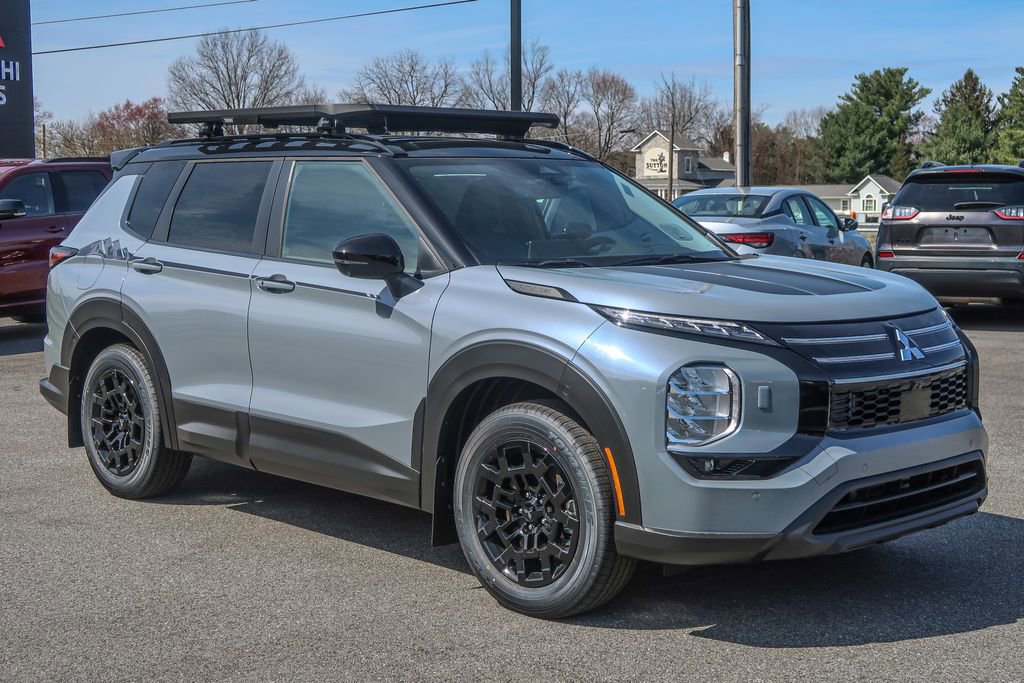 New 2026 Mitsubishi Outlander AWD image 1