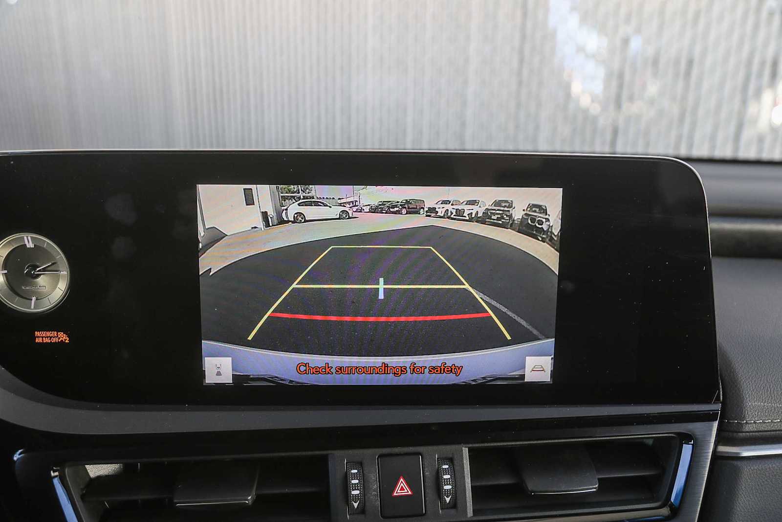 Used 2024 Lexus ES 300h w/ Premium Package image 21