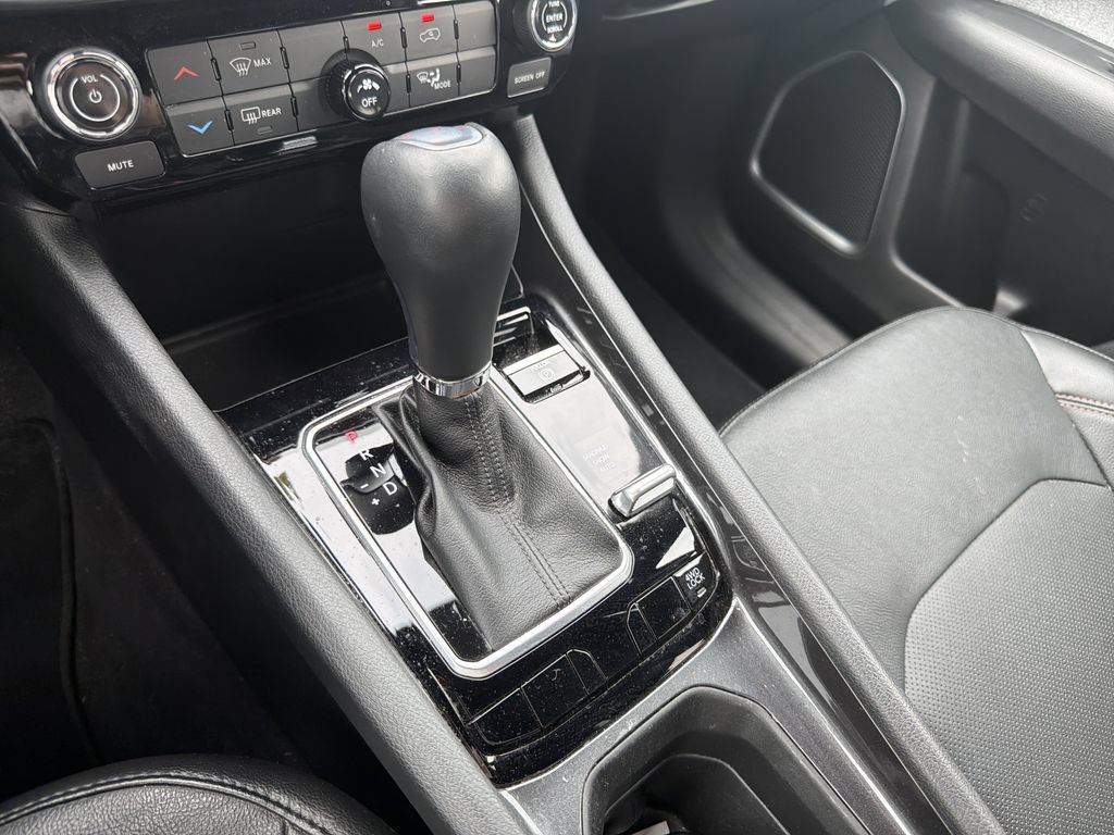 Used 2023 Jeep Compass Latitude AWD/4WD image 27