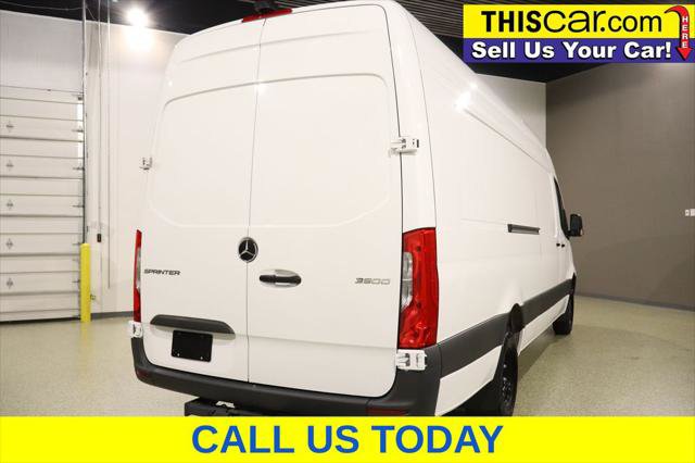 Used 2025 Mercedes-Benz Sprinter 3500 image 7