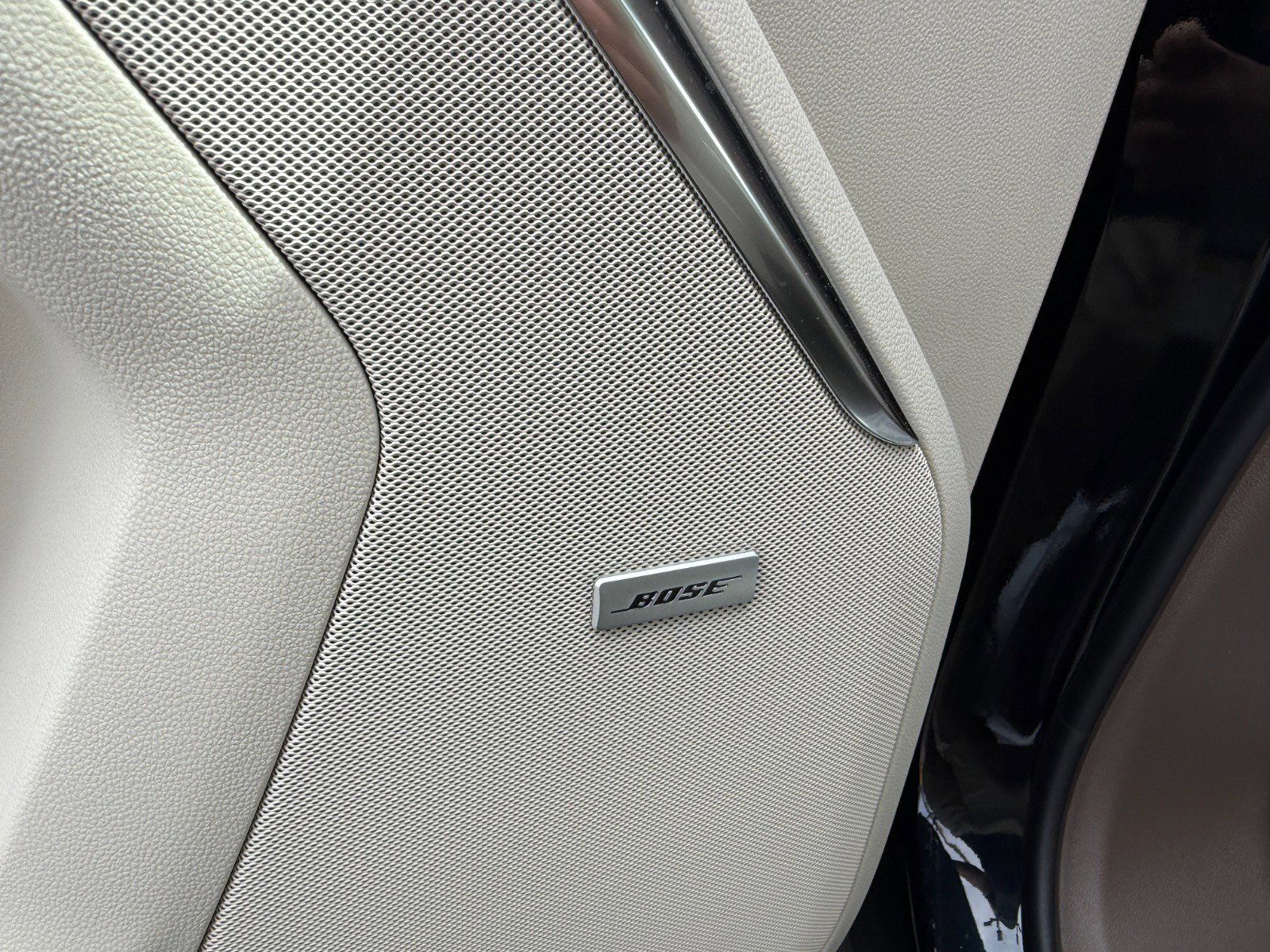 Used 2024 GMC Yukon Denali AWD/4WD image 28