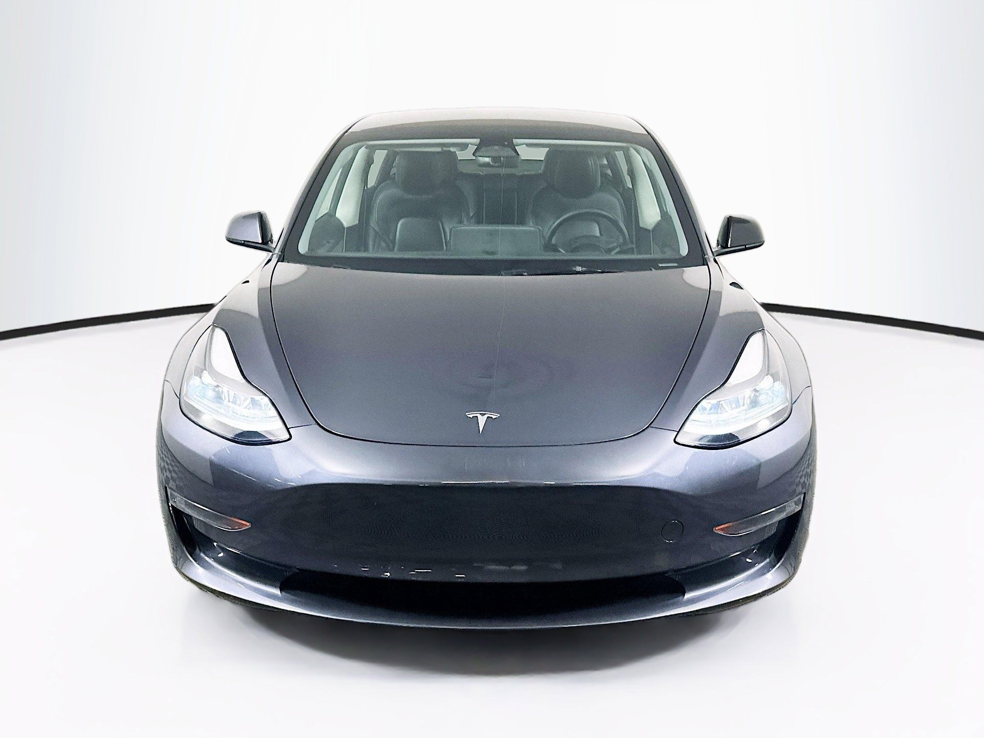 Used 2023 Tesla Model 3 Standard Range image 2