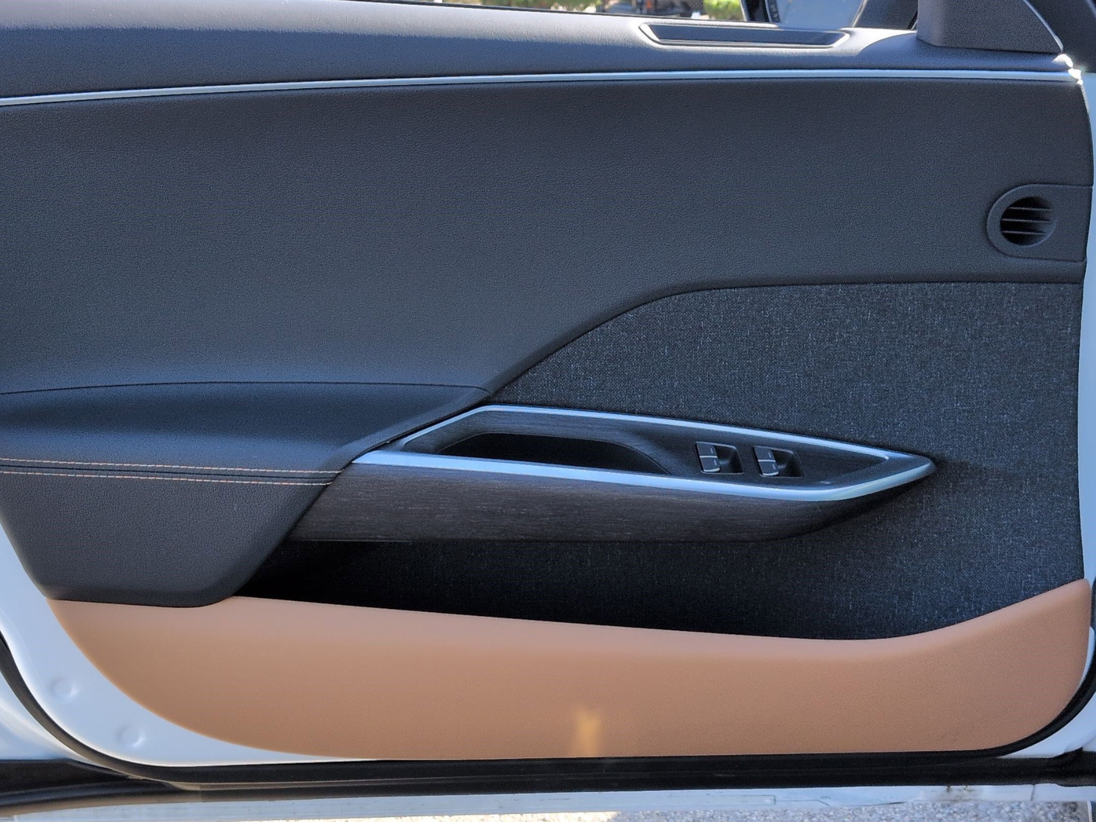 Used 2024 Lucid Air Touring image 14