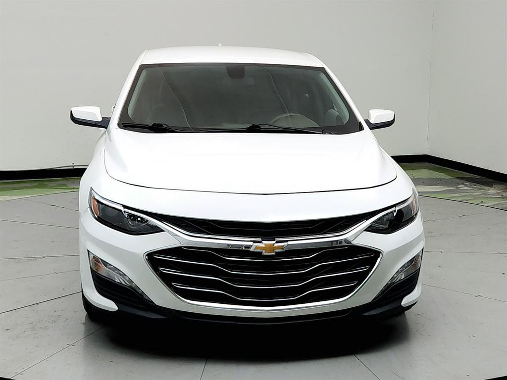 Used 2020 Chevrolet Malibu LT FWD image 2