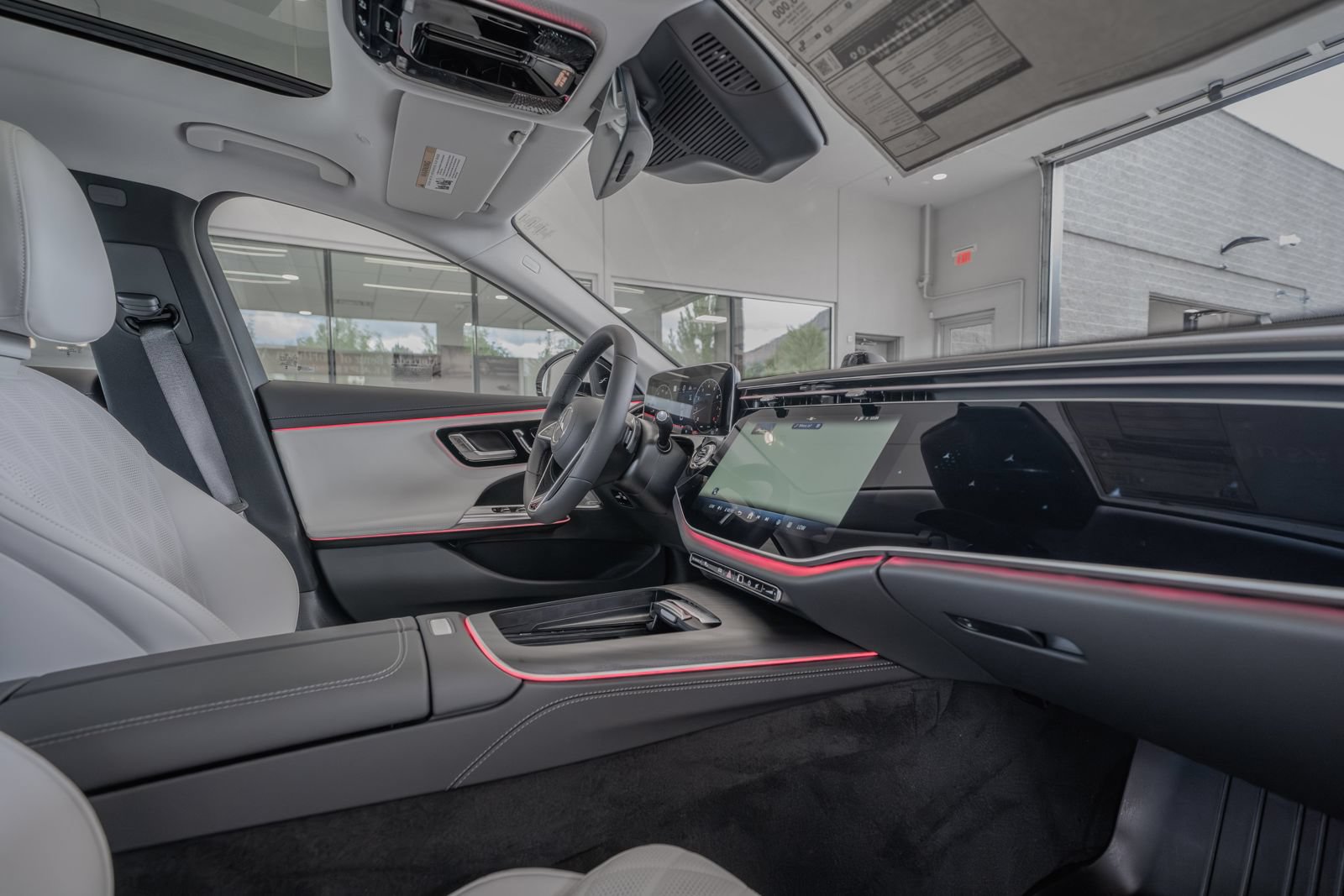 Used 2026 Mercedes-Benz E 350 4MATIC Sedan image 17