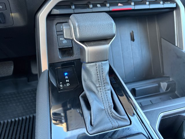Used 2025 Toyota Tundra Limited AWD/4WD image 23