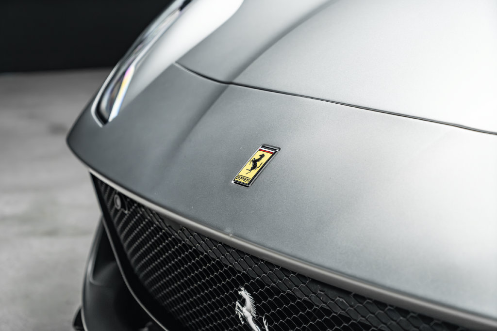 Used 2021 Ferrari 812 GTS RWD image 8