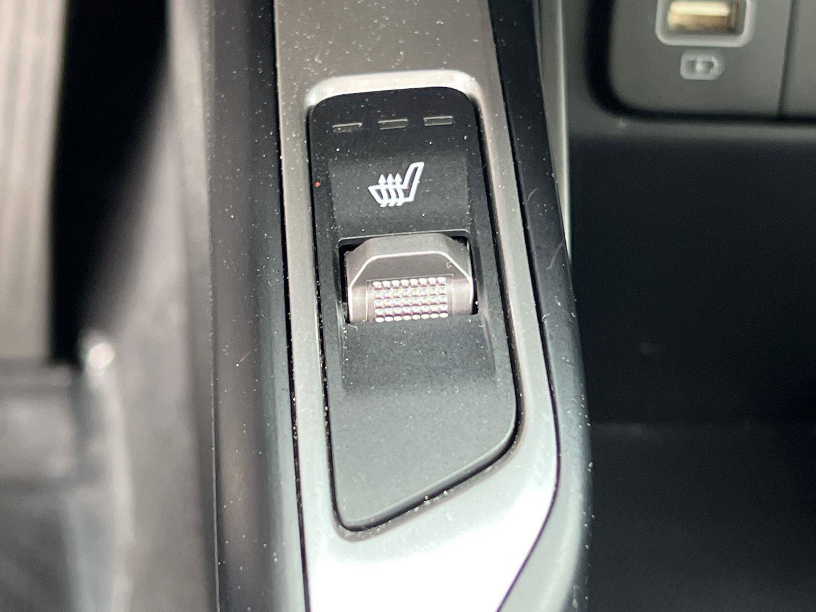 Used 2023 Kia Sorento S w/ Panoramic Sunroof Package image 31