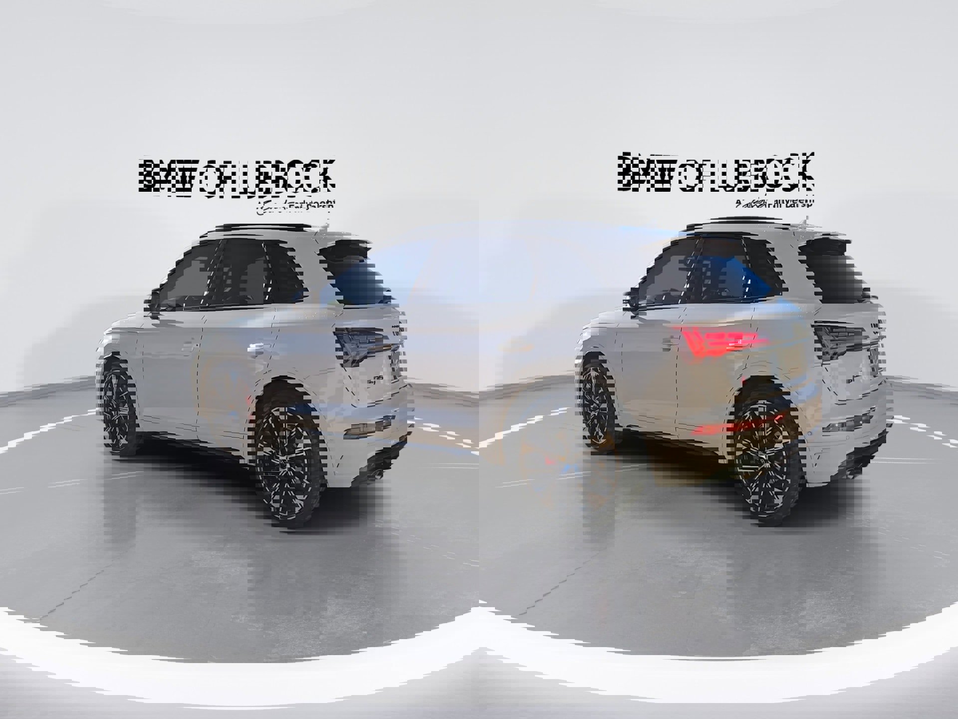 Used 2024 Audi SQ5 Prestige image 7