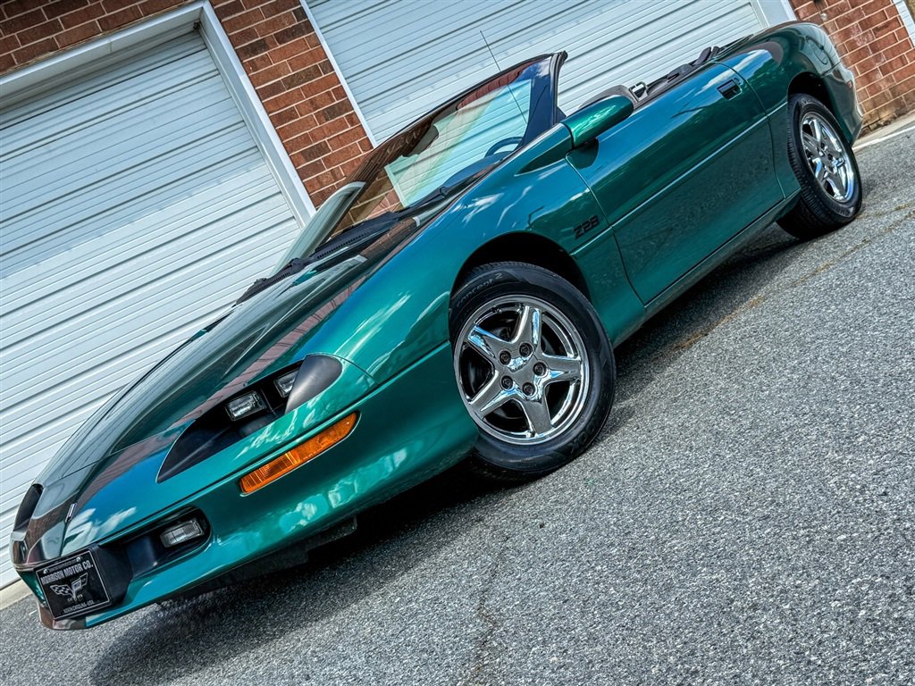 Used 1997 Chevrolet Camaro Z28 w/ Preferred Equipment Group 2 image 8