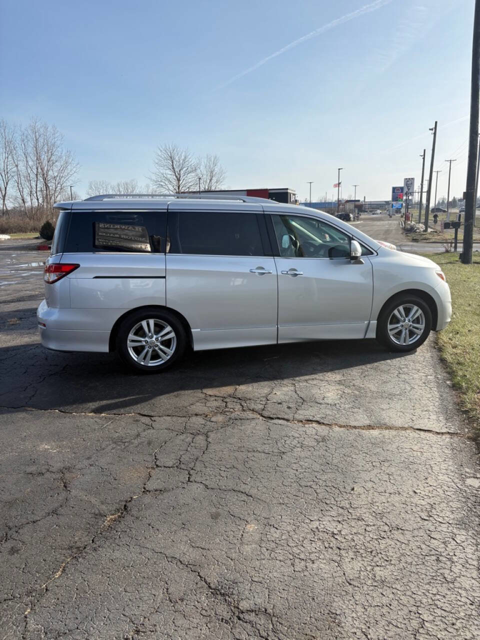 Used 2011 Nissan Quest SL image 3