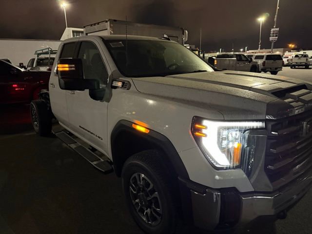 New 2026 GMC Sierra 3500 SLE w/ Remote Start Package AWD/4WD image 4