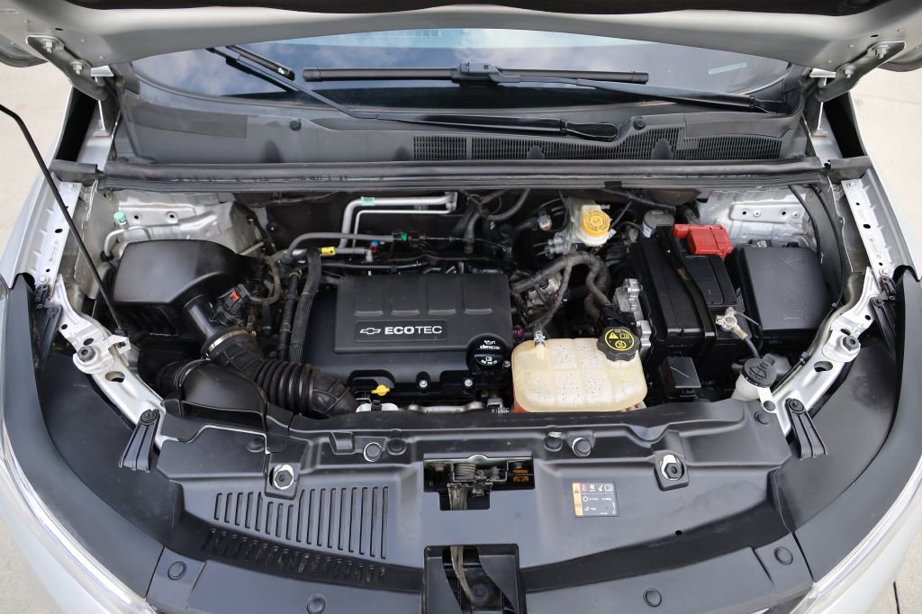 Used 2017 Chevrolet Trax LS image 25