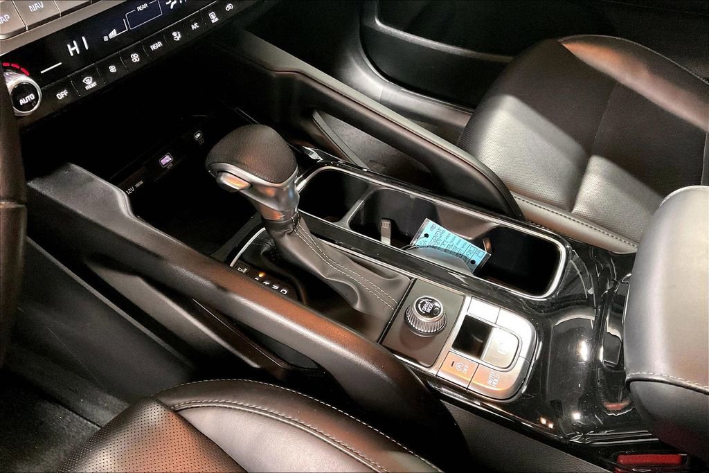 Used 2024 Kia Telluride LX image 17