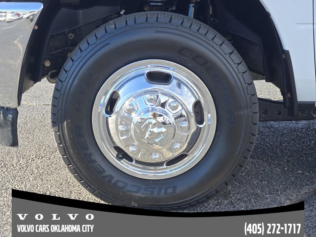 Used 2024 RAM 3500 SLT w/ Quick Order Package 2YG SLT image 13