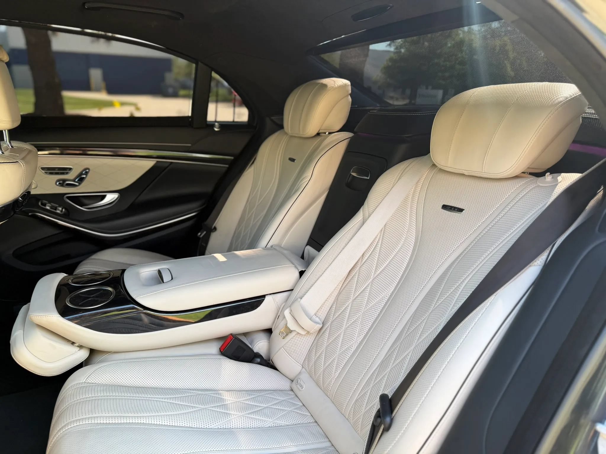 Used 2016 Mercedes-Benz S 63 AMG 4MATIC Sedan image 23