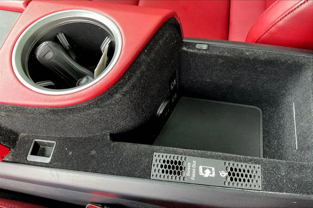 Used 2020 Porsche Taycan 4S image 16