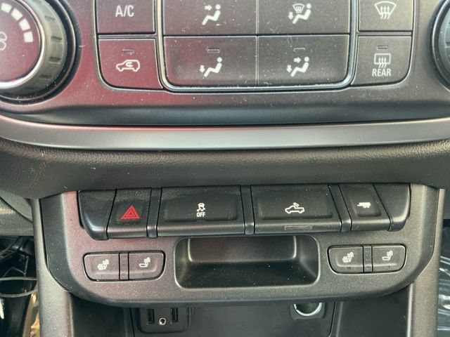 Used 2019 Chevrolet Colorado LT w/ LT Convenience Package AWD/4WD image 26