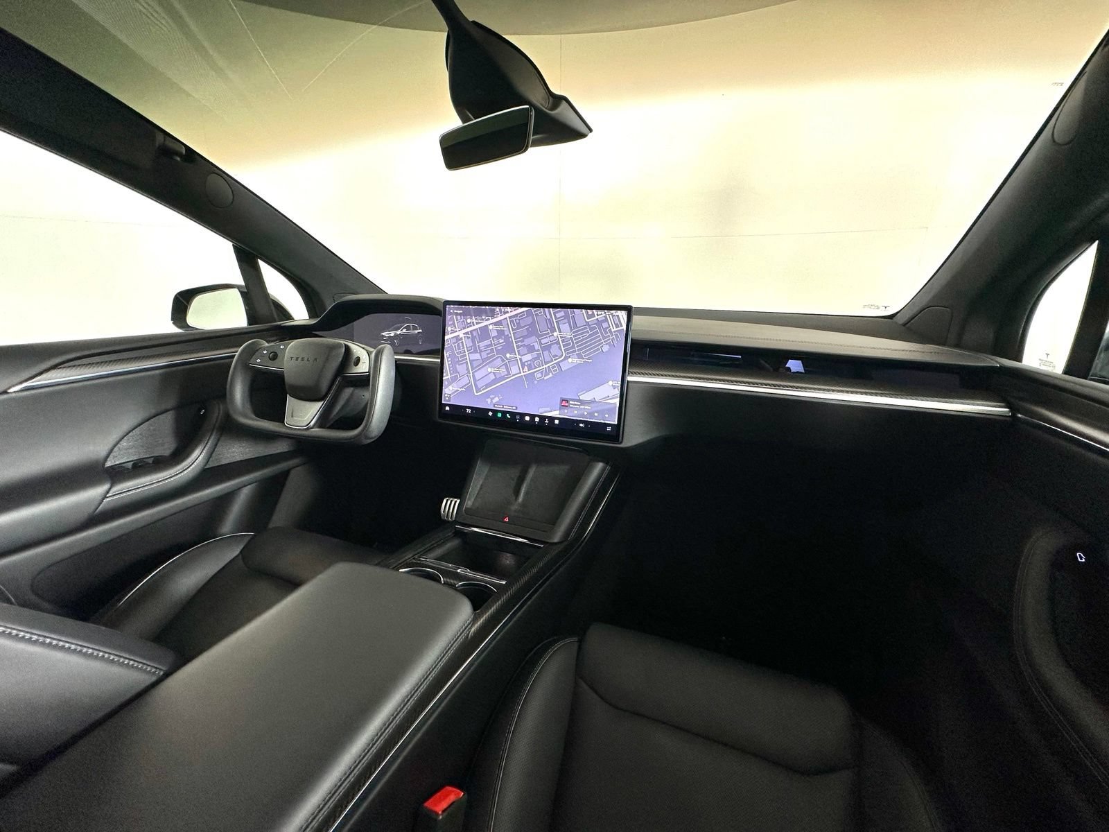 Used 2022 Tesla Model X Plaid AWD/4WD image 2