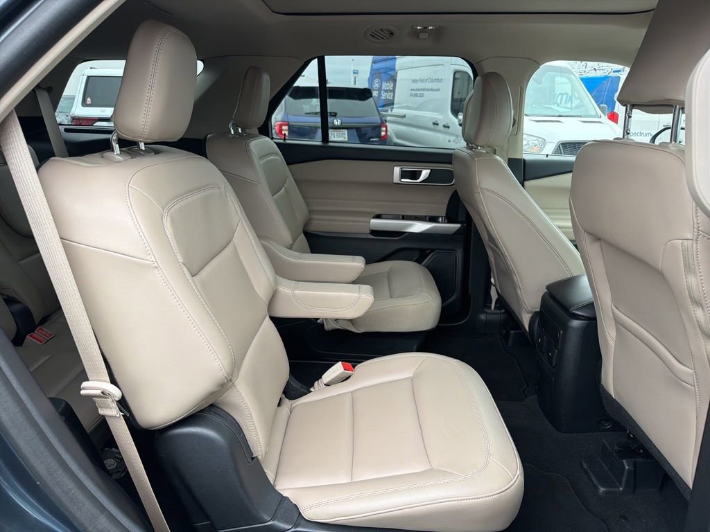 Used 2023 Ford Explorer XLT w/ Equipment Group 202A image 41