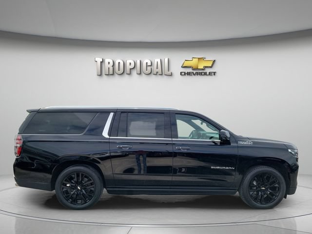 Used 2024 Chevrolet Suburban High Country AWD/4WD image 6