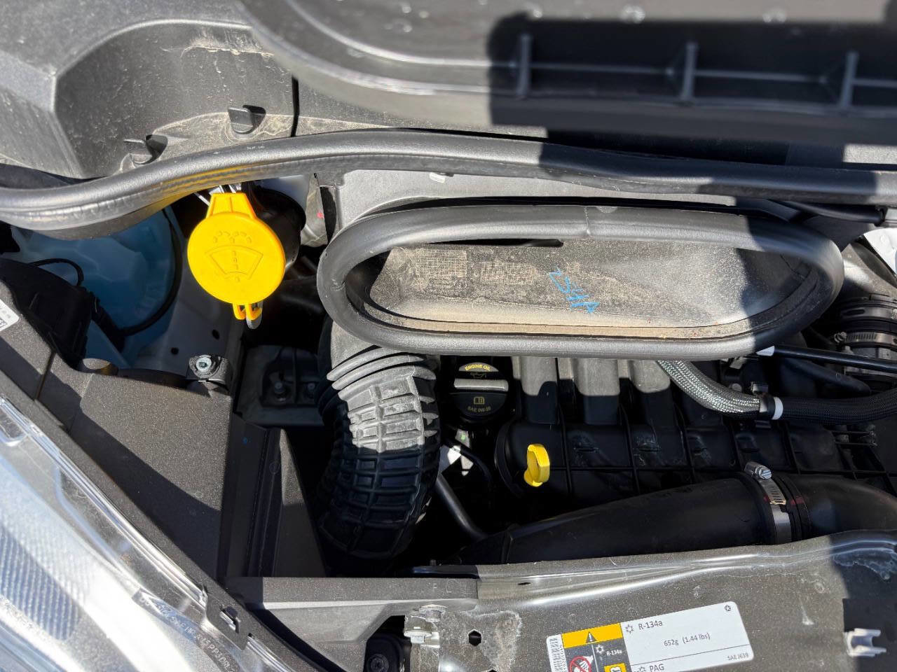 Used 2025 RAM ProMaster 2500 w/ Convenience Group FWD image 11