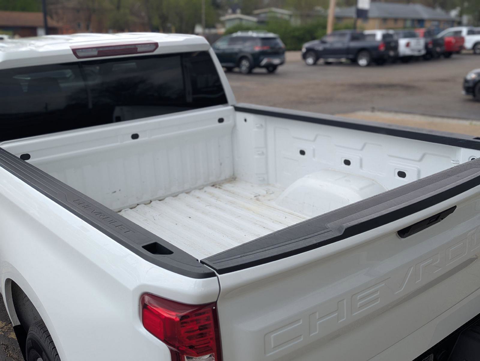 Used 2022 Chevrolet Silverado 1500 W/T w/ WT Value Package AWD/4WD image 13