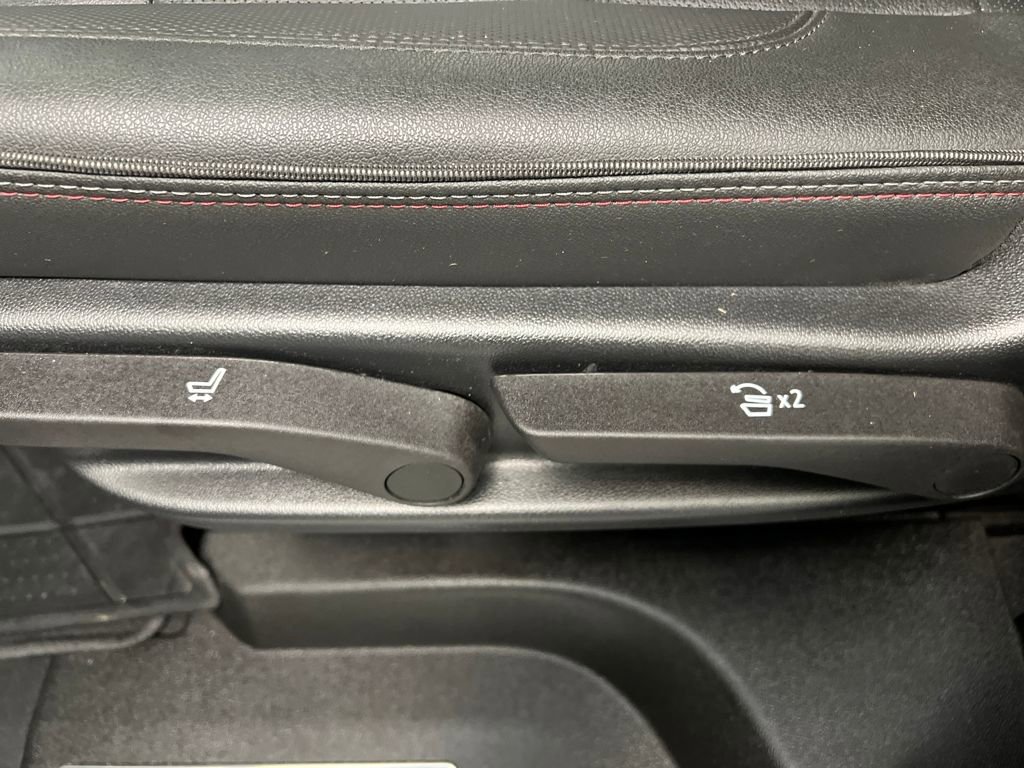 Used 2023 Chevrolet Tahoe RST image 15