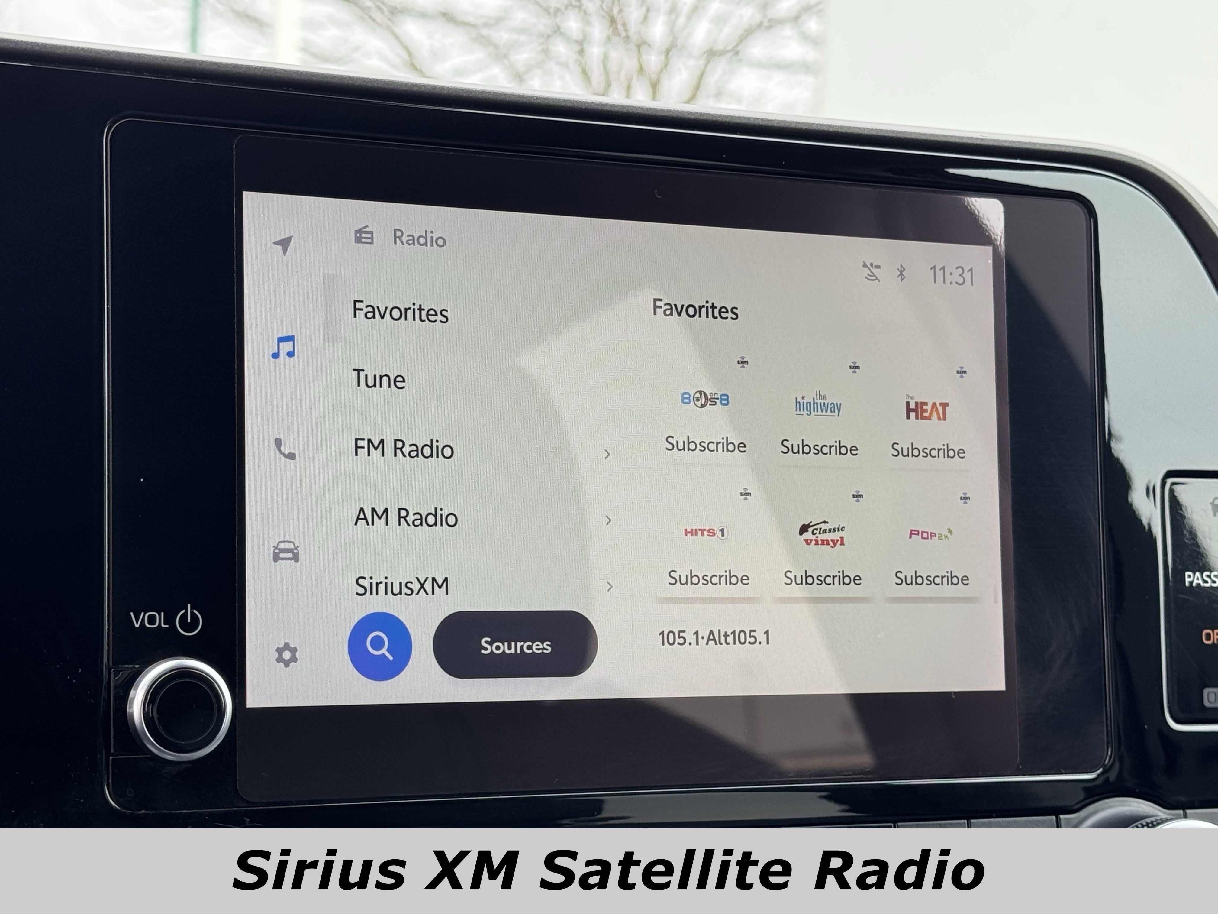 Used 2023 Toyota Highlander L image 6