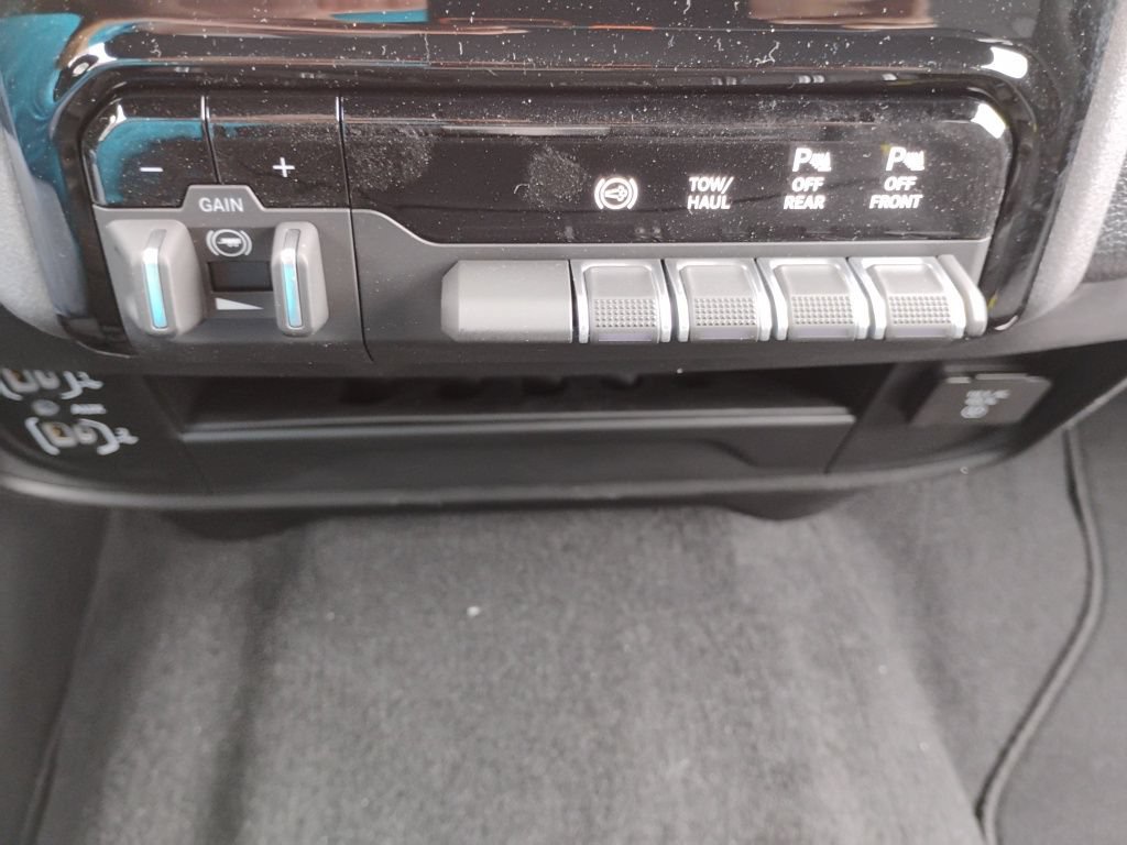 New 2026 RAM 3500 Tradesman AWD/4WD image 29