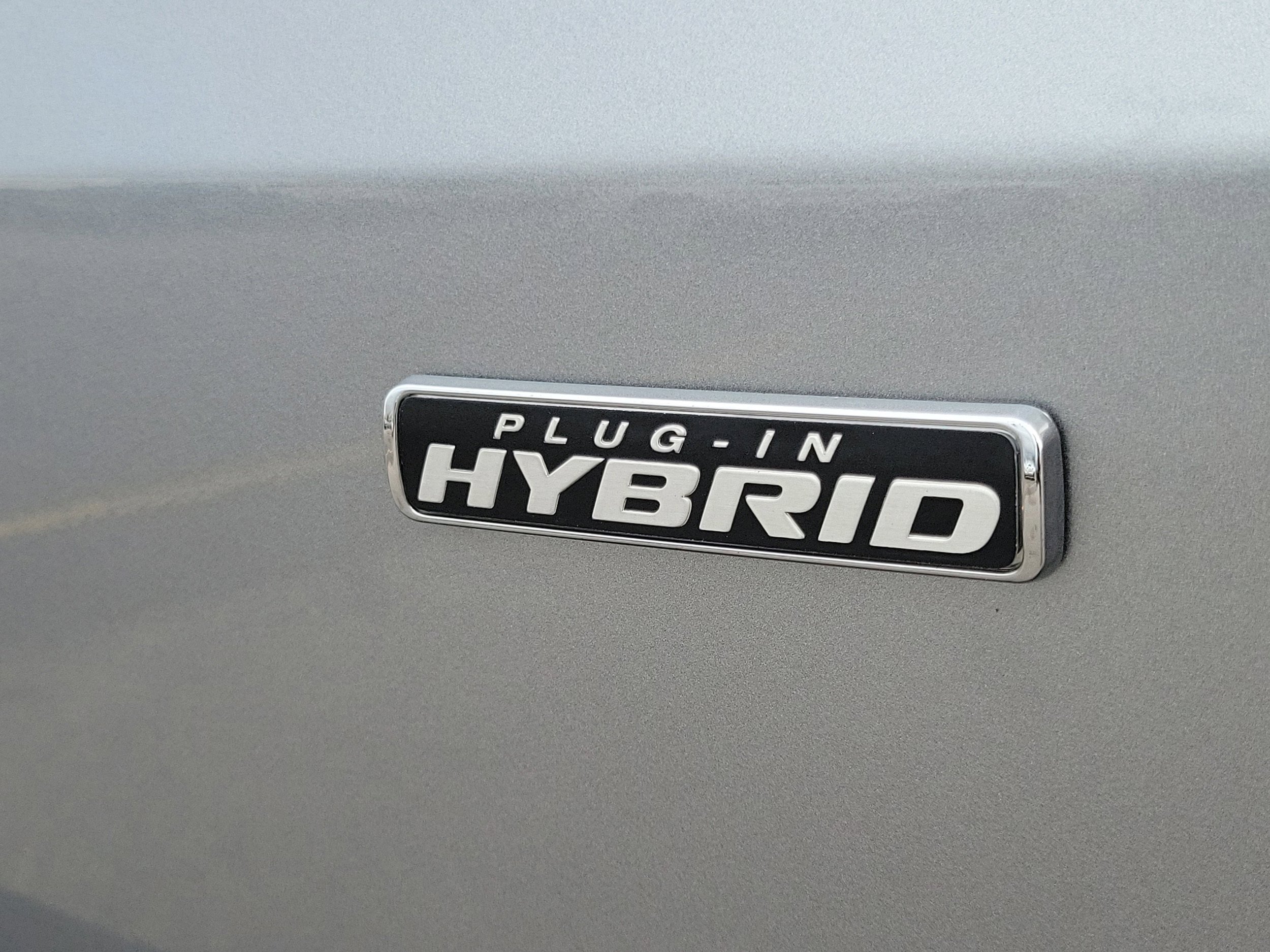 Used 2024 Ford Escape SE w/ Class II Trailer Tow Package FWD image 6