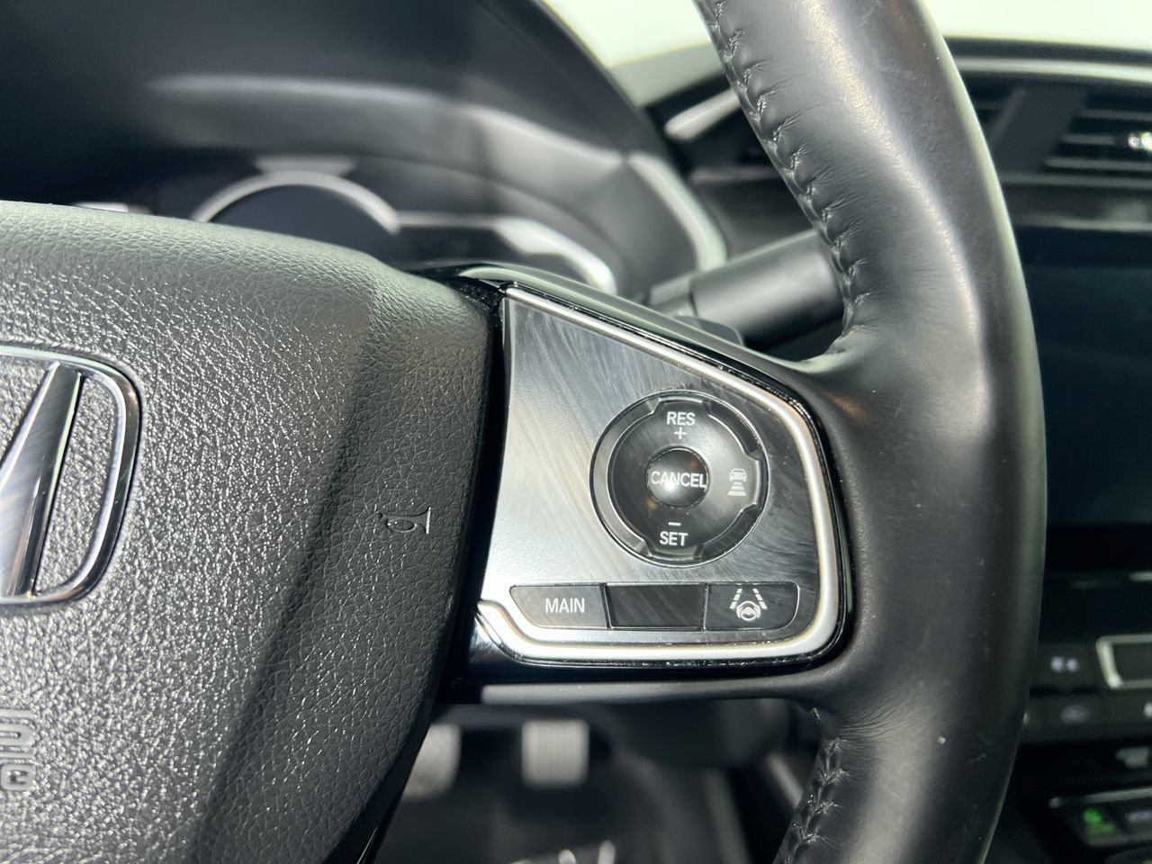 Used 2021 Honda Clarity Touring image 13